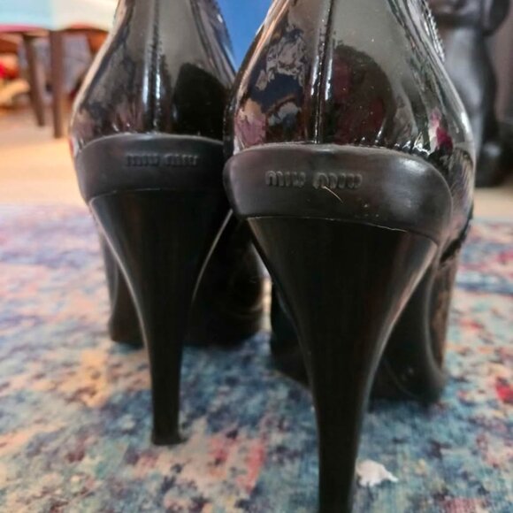 Miu Miu patent leather ankle boots - Picture 5 of 6